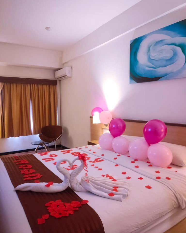 Decor 150 (3) (Medium)