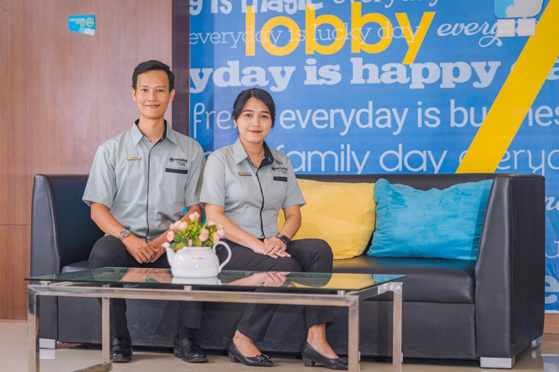 Lobby 7 (3) (Medium)