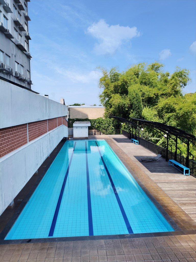 Swimming Pool (1) (Medium)